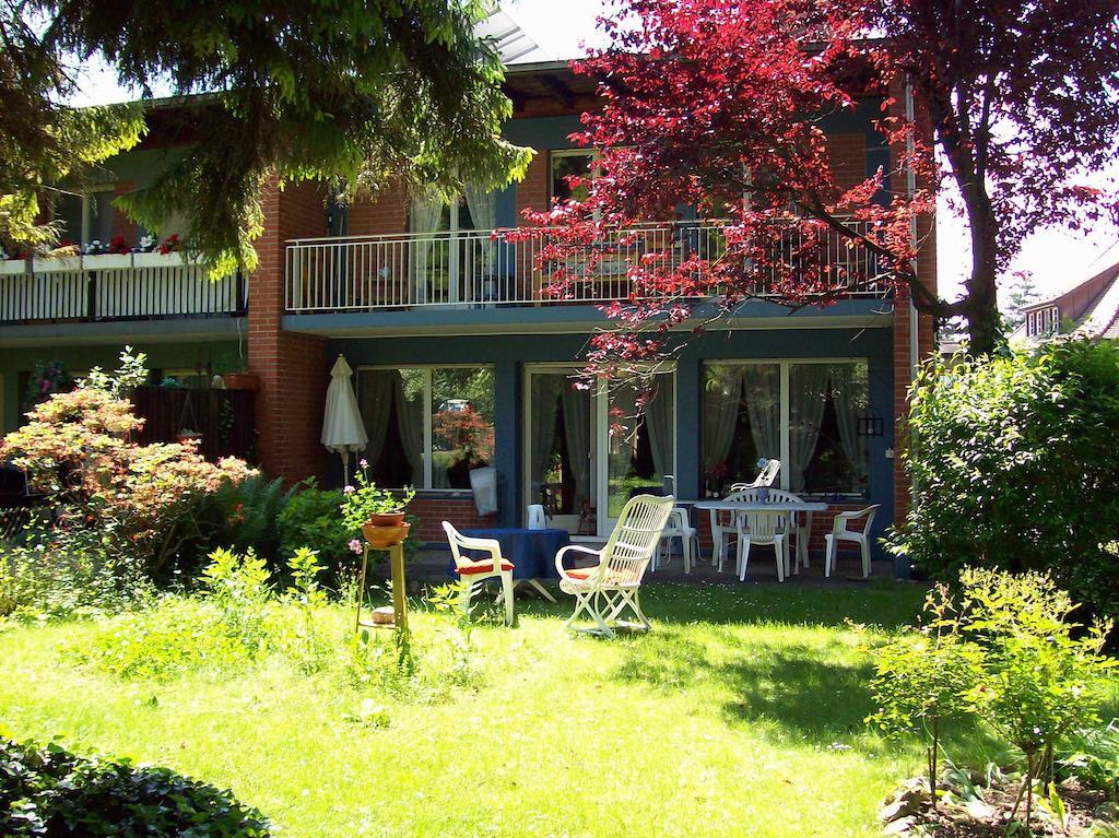 Chez Jean Et Daisy Bed & Breakfast Riehen Dış mekan fotoğraf
